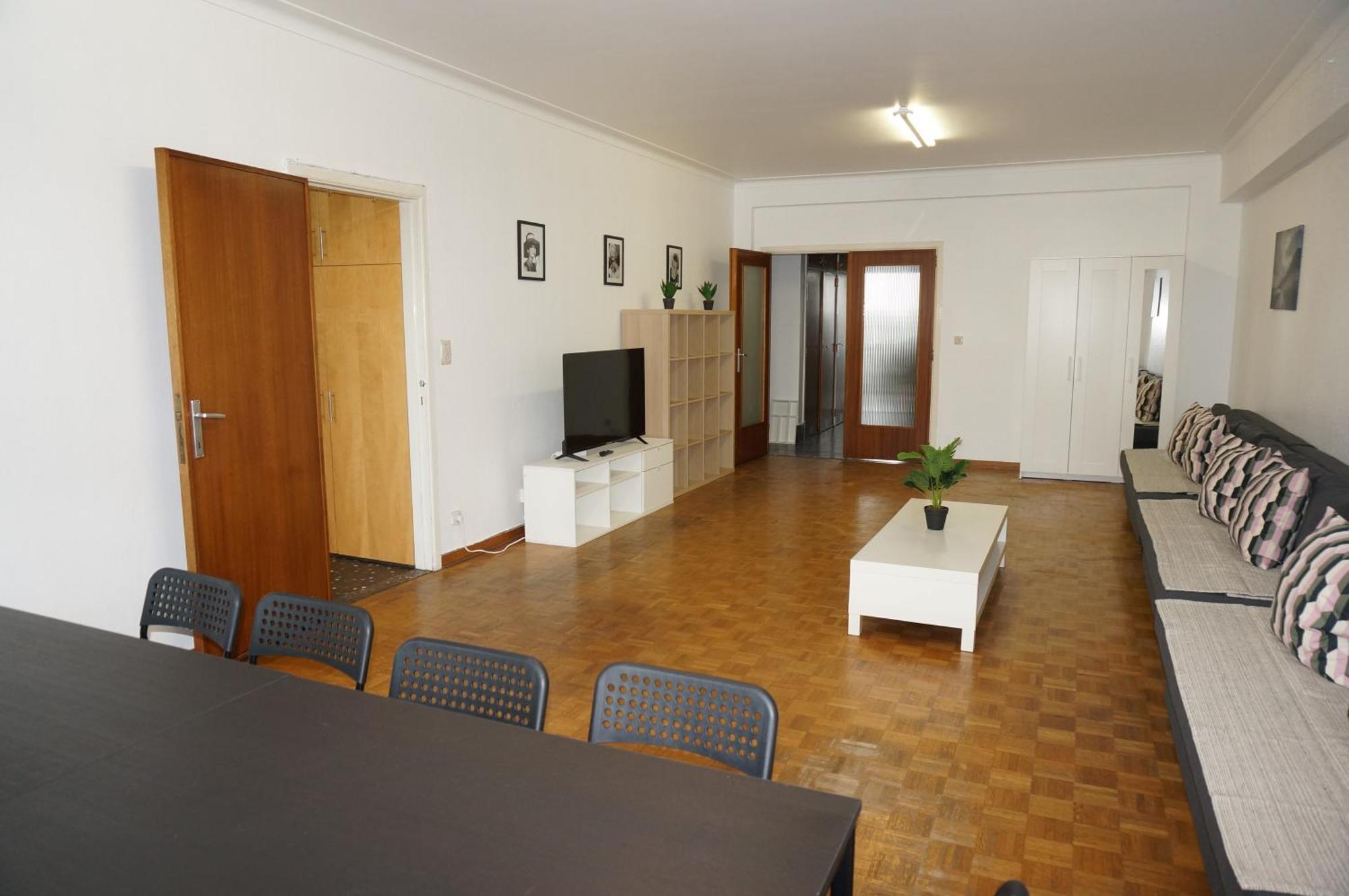 Belga Apartment 3 Bedrooms. Amberes Exterior foto